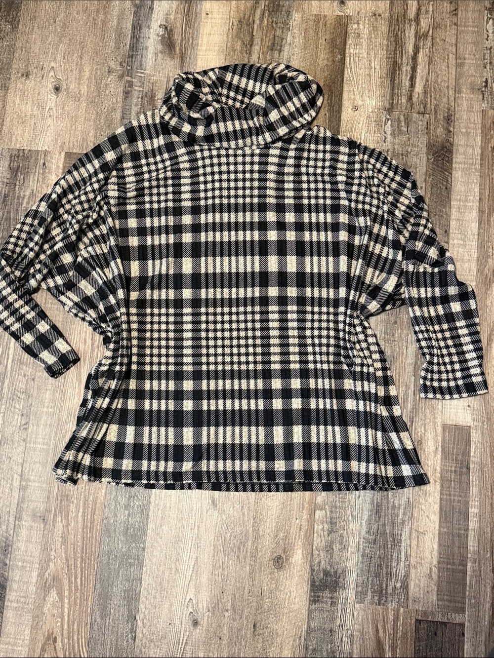 LANE BRYANT Plaid Cowl Neck Long Sleeve Poncho Sz 18/20